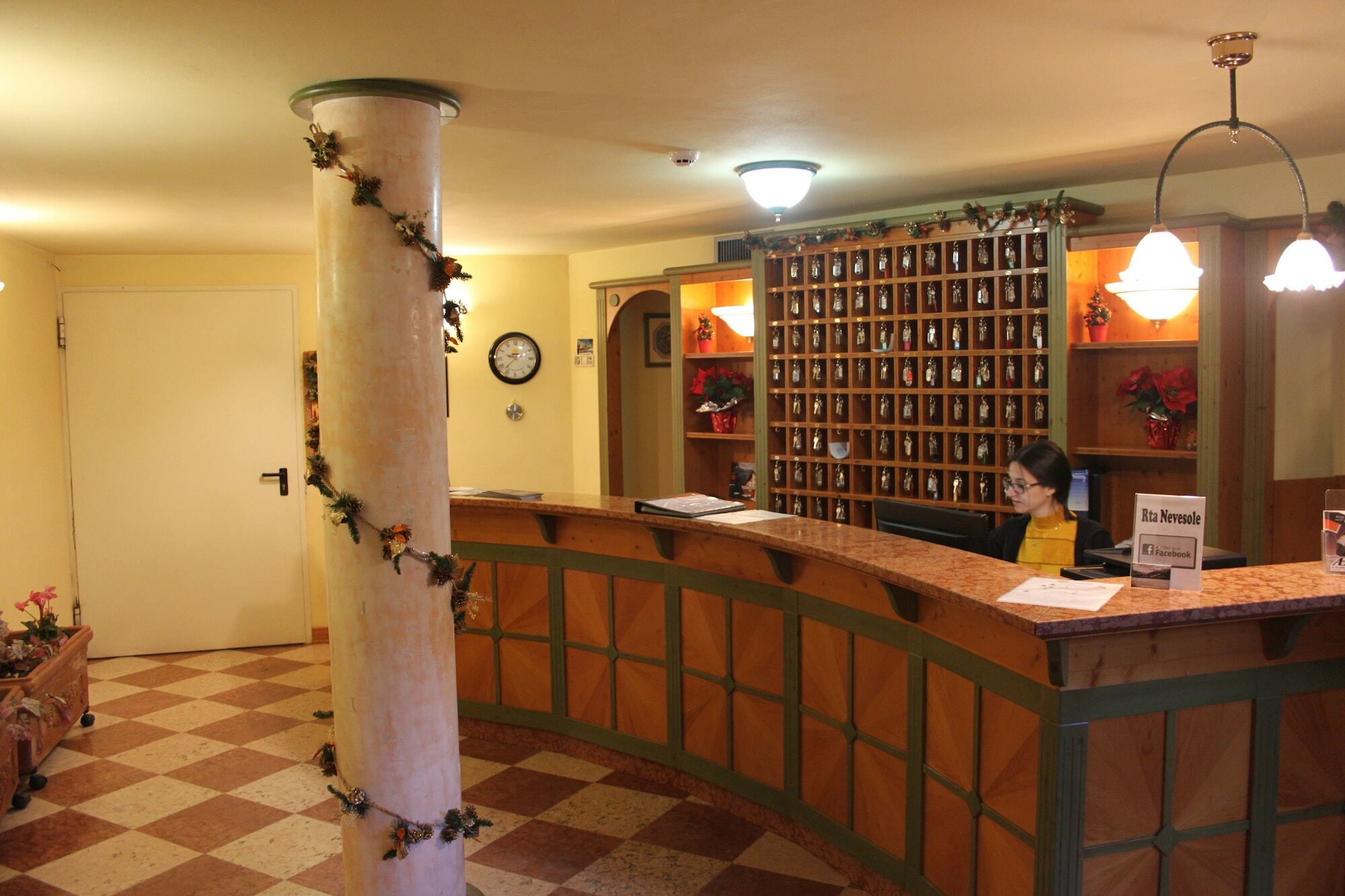 Nevesole Folgarida Resort Aparthotel Экстерьер фото